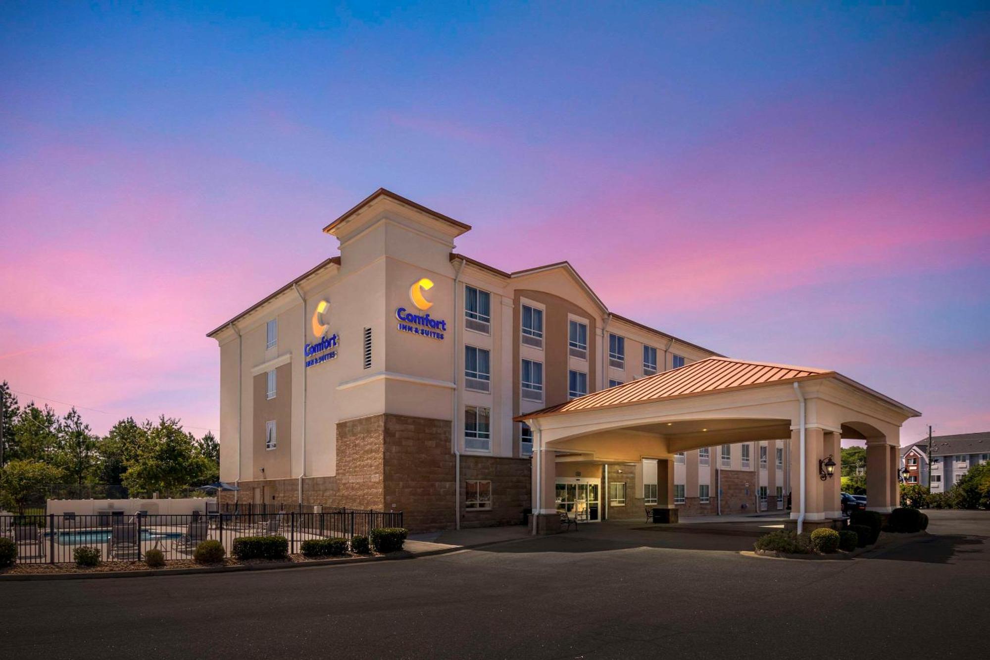 Comfort Inn & Suites Тифтон Экстерьер фото